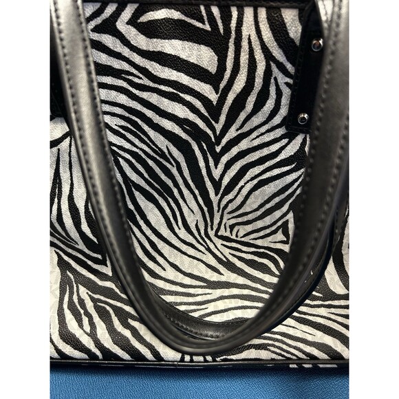 Michael Kors Zebra Signature Carter Large Open Tote bag #30T1SZPT3I - Picture 9 of 16